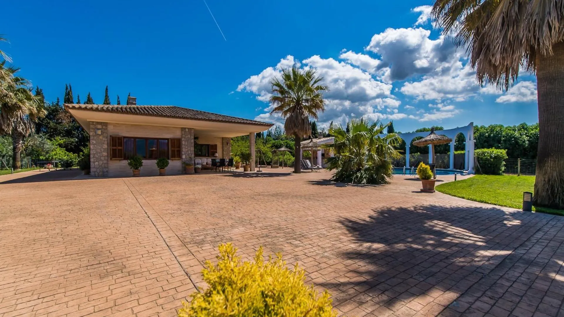Pet-Friendly Country House With Pool Sa Pobla Španělsko